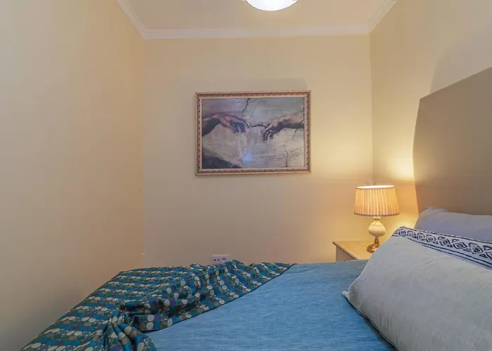 Faro Airport Flats By Homing